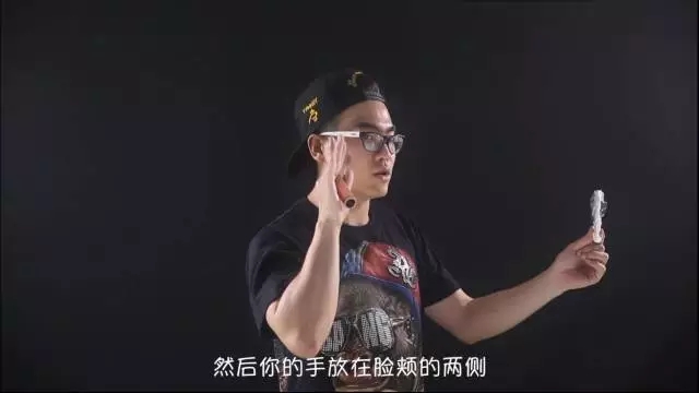 抽烟怎么吐烟圈?让你在街上变得瞩目吧