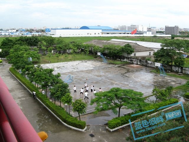 汕头市岐山第二中学_蓝色河畔