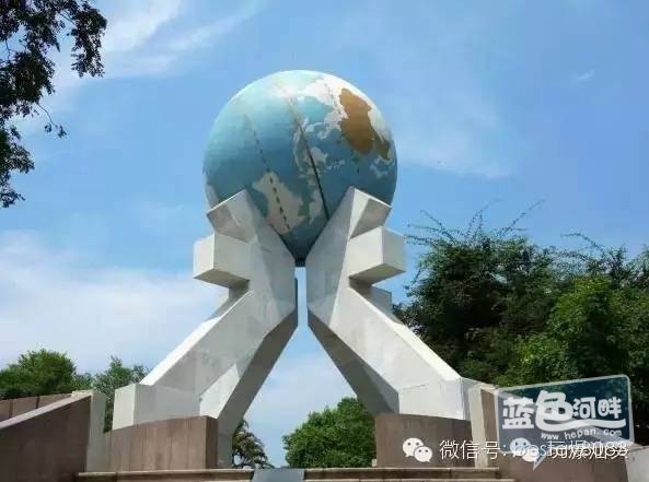 龙湖区是汕头市辖区,因境内龙湖沟而得名,位于韩江三角洲南端,北接